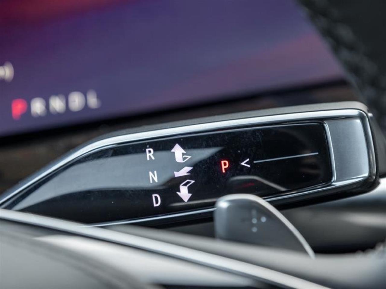 2026 Cadillac Escalade Platinum Sport Photo