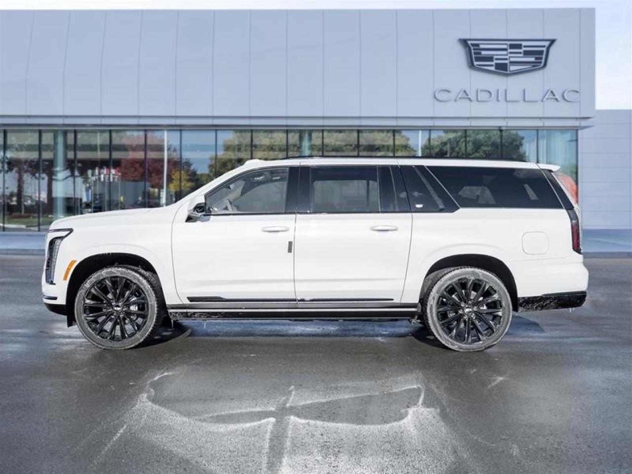 2026 Cadillac Escalade ESV Platinum Sport Photo2