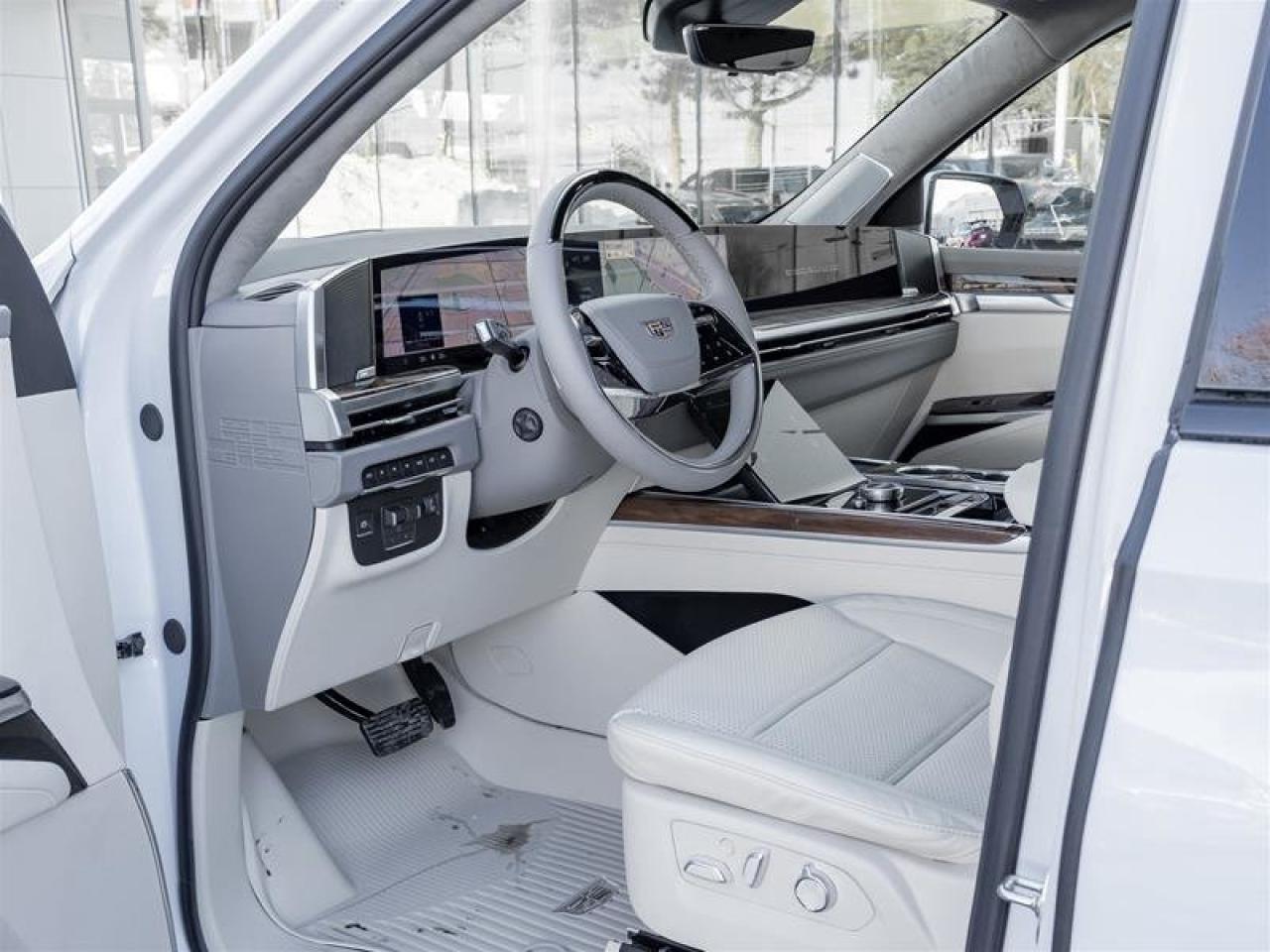 2026 Cadillac Escalade ESV Platinum Sport Photo