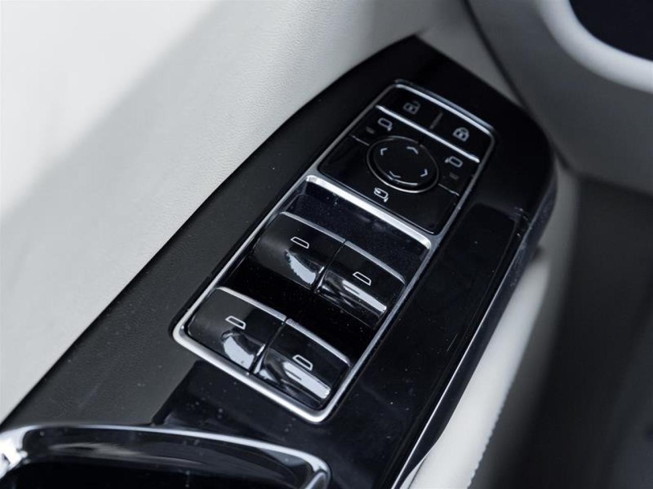 2026 Cadillac Escalade ESV Platinum Sport Photo