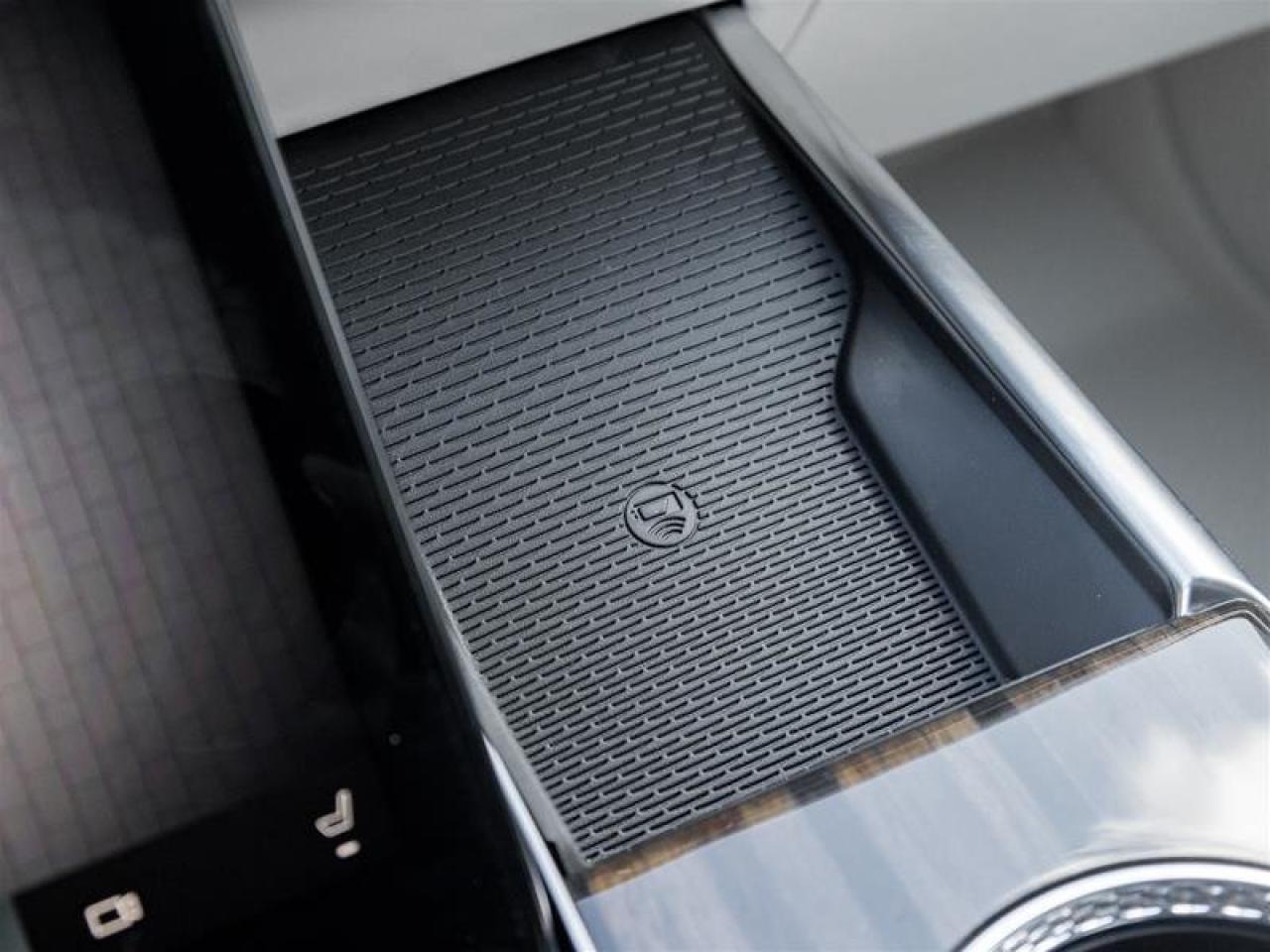 2026 Cadillac Escalade ESV Platinum Sport Photo