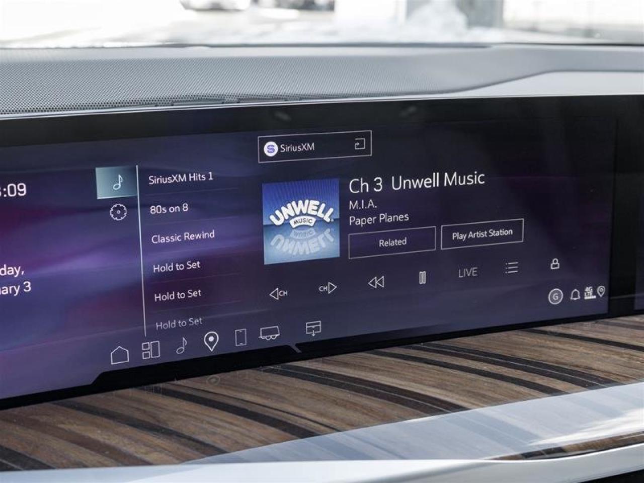 2026 Cadillac Escalade ESV Platinum Sport Photo