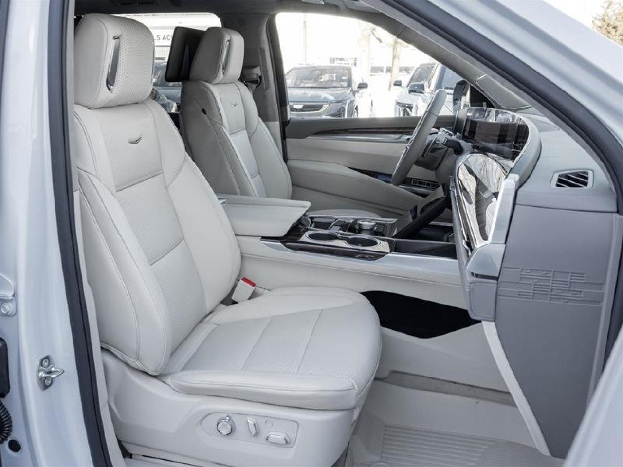 2026 Cadillac Escalade ESV Platinum Sport Photo