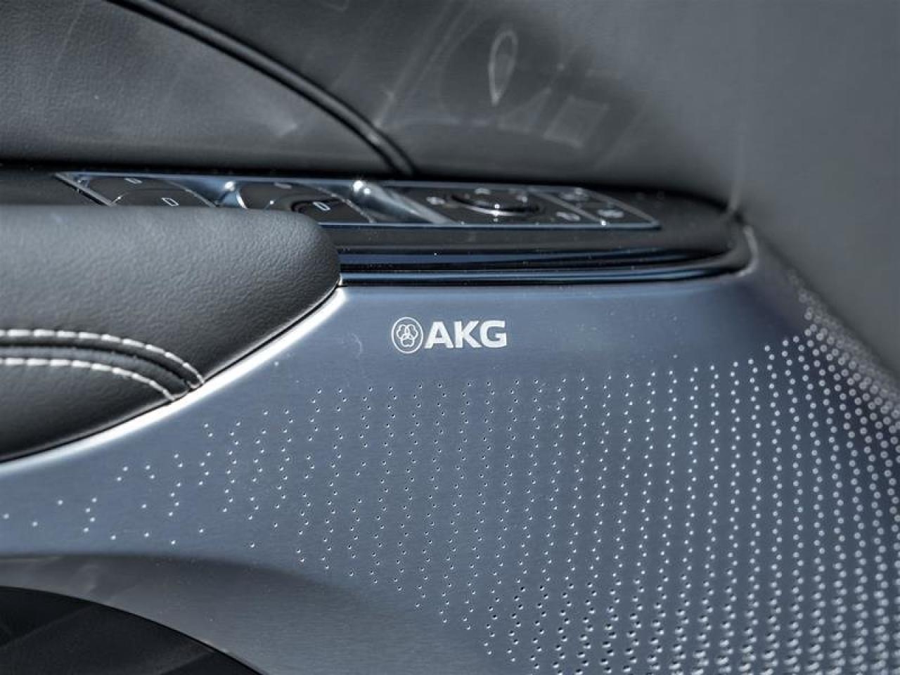 2026 Cadillac LYRIQ Premium Luxury Photo