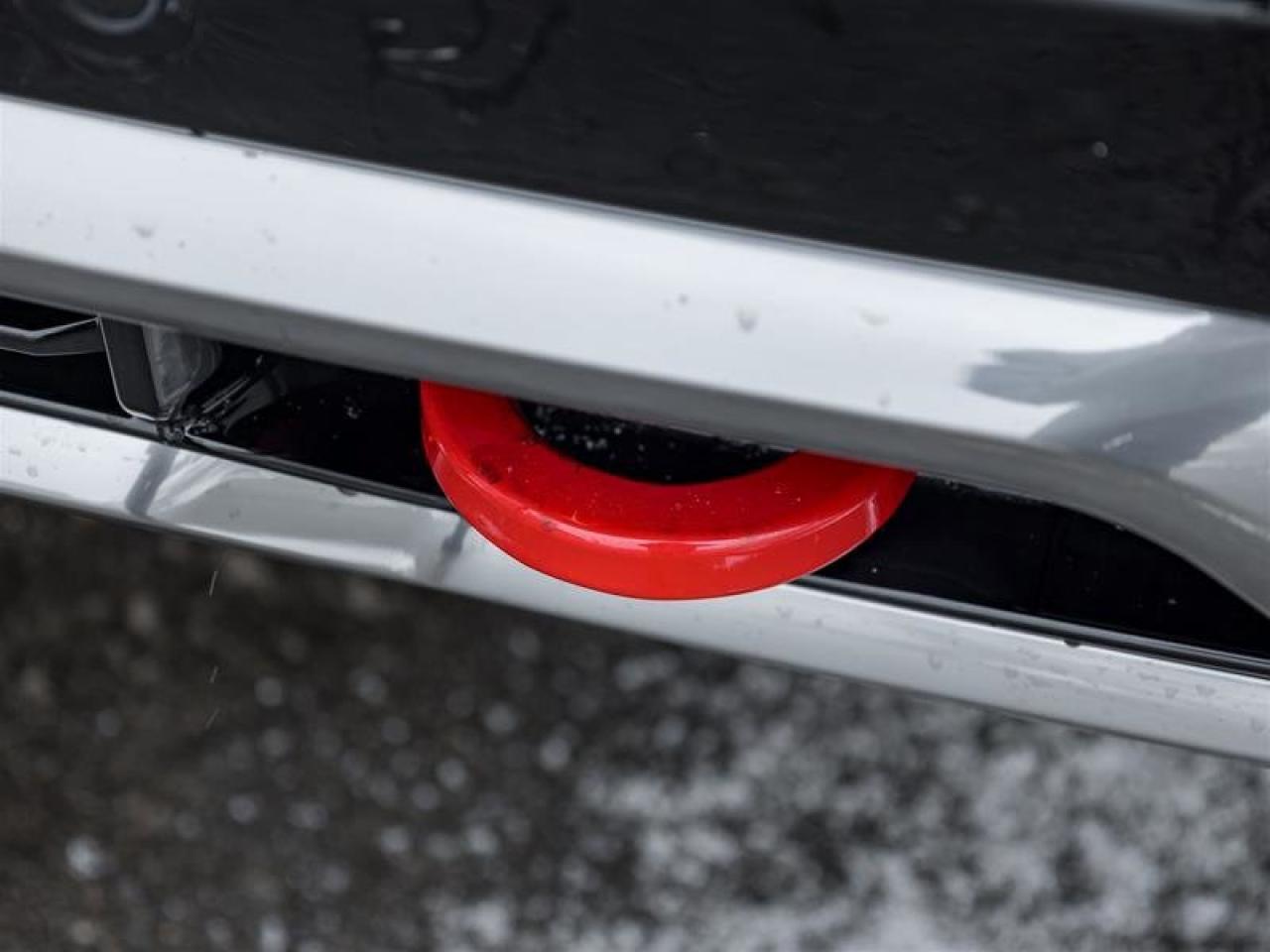 2026 GMC Yukon AT4 Ultimate Photo2