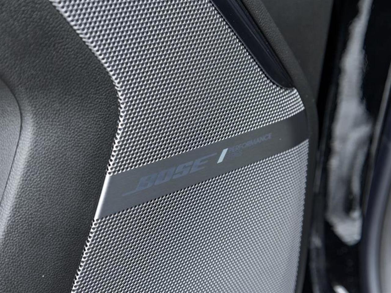 2026 GMC Yukon AT4 Ultimate Photo