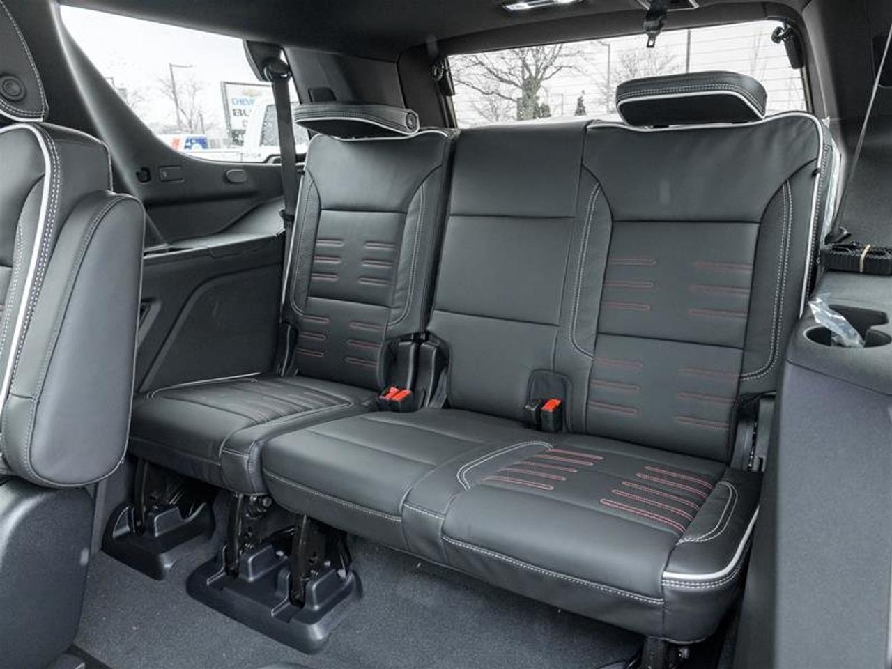 2026 GMC Yukon AT4 Ultimate Photo