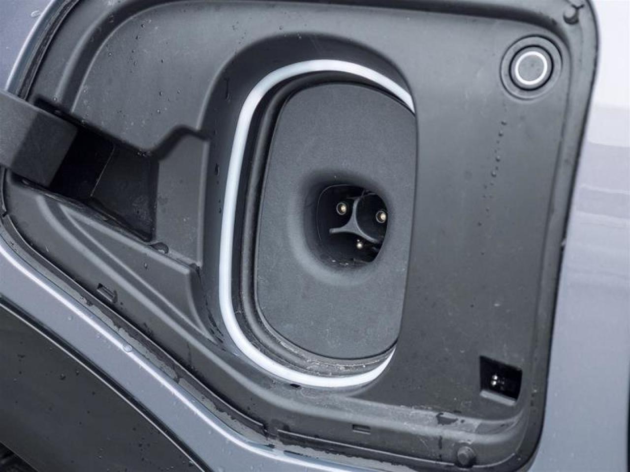 2026 Cadillac OPTIQ Luxury Photo