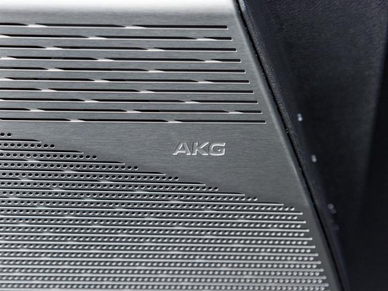 2026 Cadillac OPTIQ Luxury Photo