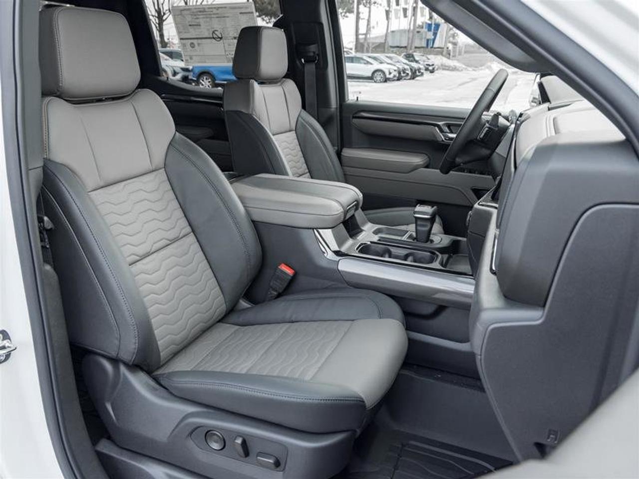 2026 Chevrolet Silverado 1500 ZR2 Photo