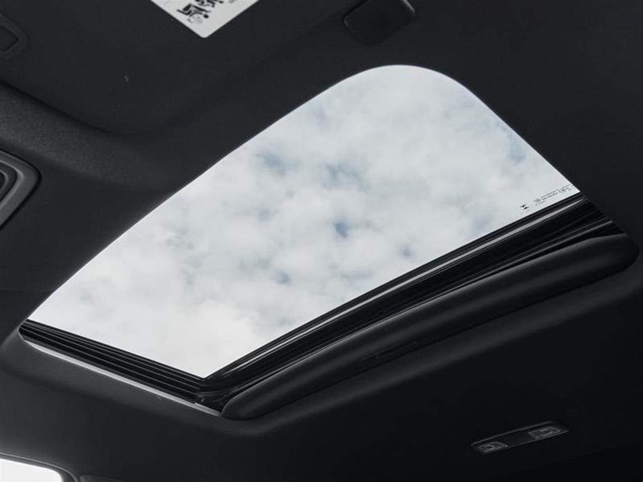 2026 Chevrolet Silverado 1500 ZR2 Photo