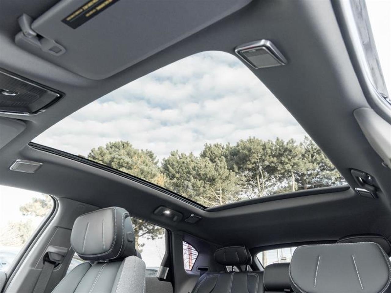 2026 Cadillac OPTIQ Luxury Photo