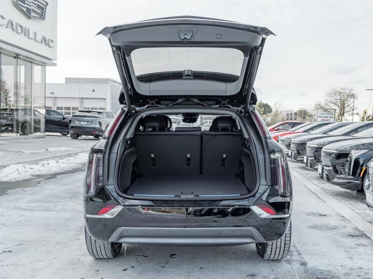 2026 Cadillac OPTIQ Luxury Photo