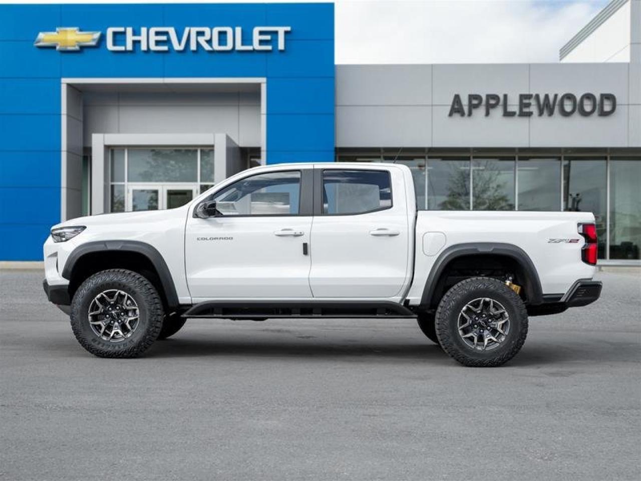2026 Chevrolet Colorado ZR2 Photo2