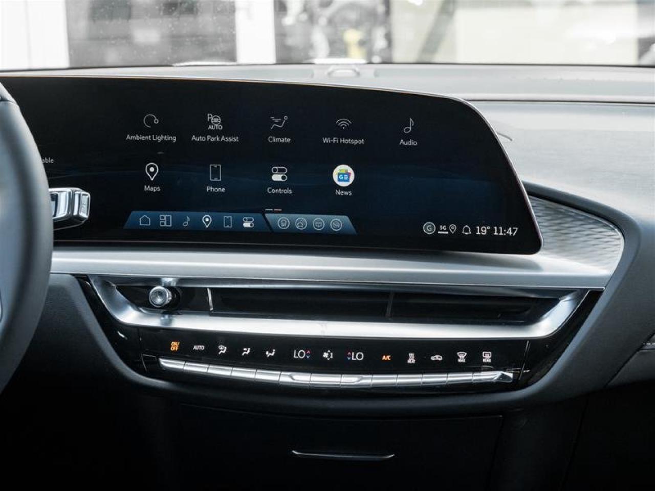 2026 Cadillac LYRIQ Luxury Photo