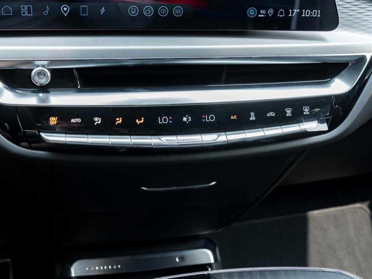 2026 Cadillac LYRIQ-V V Premium Photo