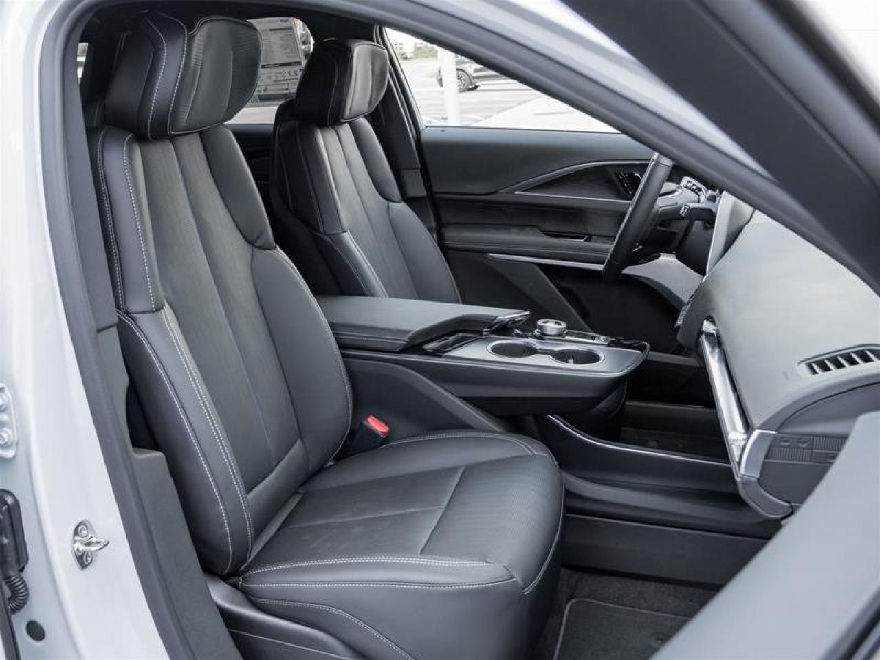 2026 Cadillac LYRIQ Premium Sport Photo