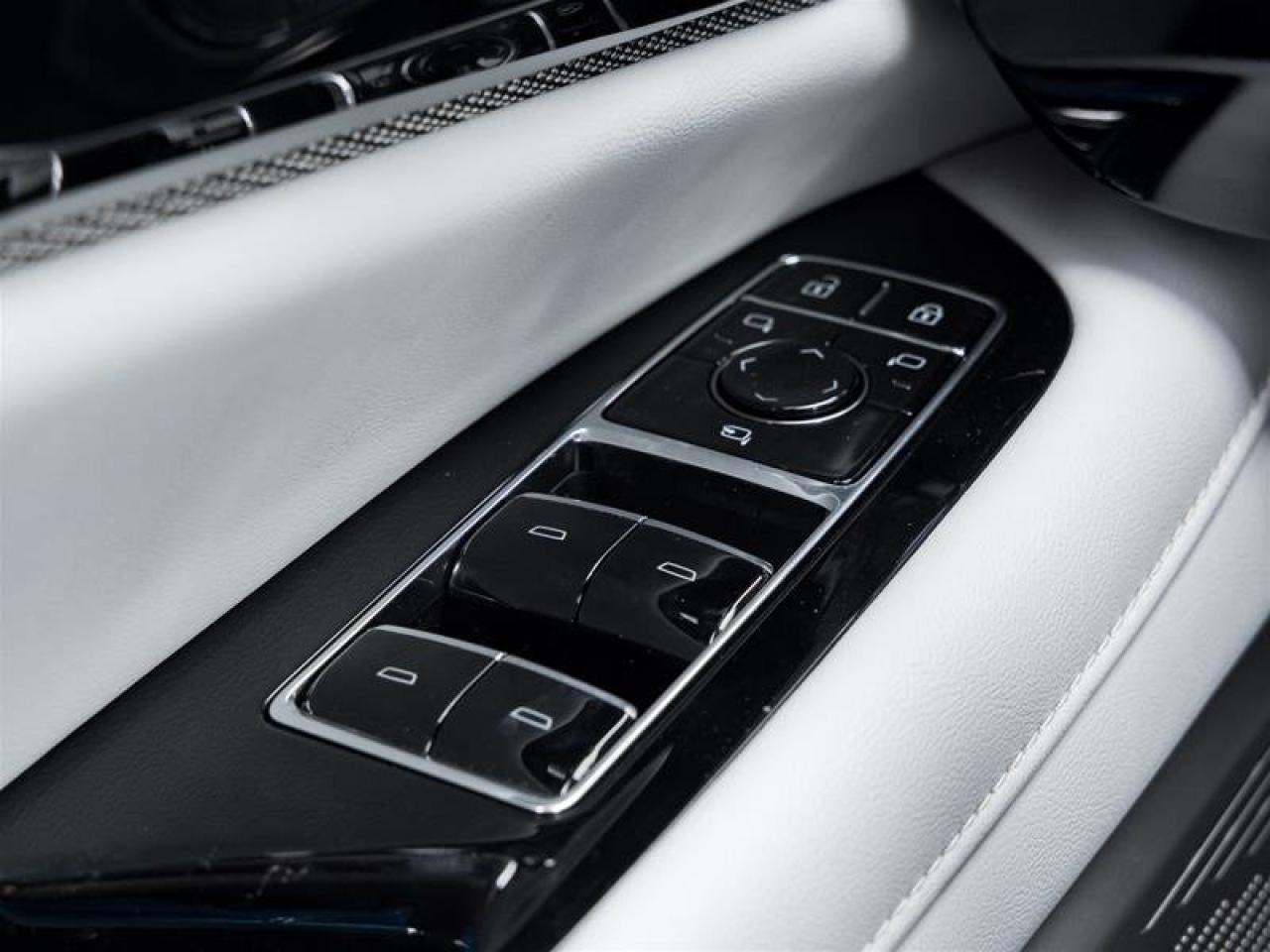 2026 Cadillac OPTIQ Sport Photo