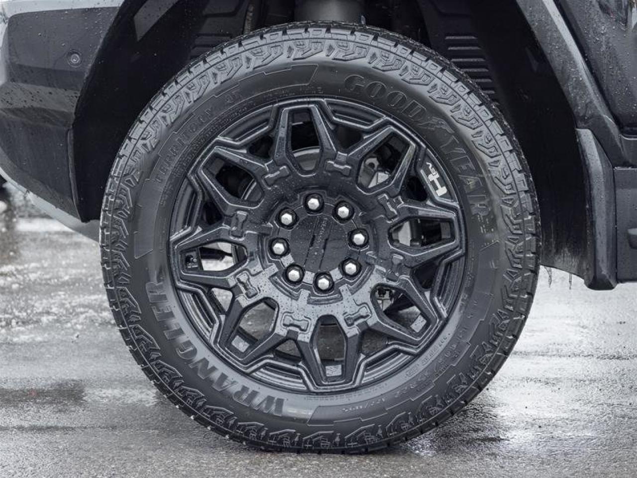 2026 GMC HUMMER EV SUV 3X Photo4