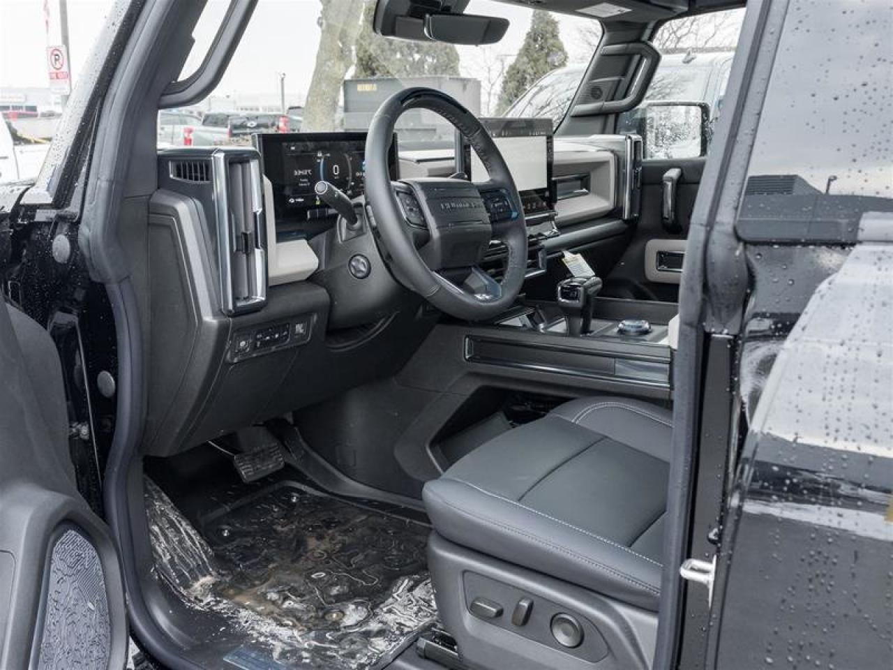 2026 GMC HUMMER EV SUV 3X Photo