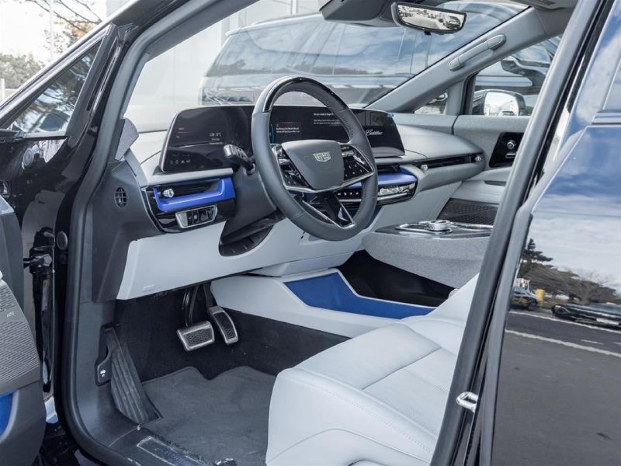 2026 Cadillac OPTIQ Premium Luxury Photo