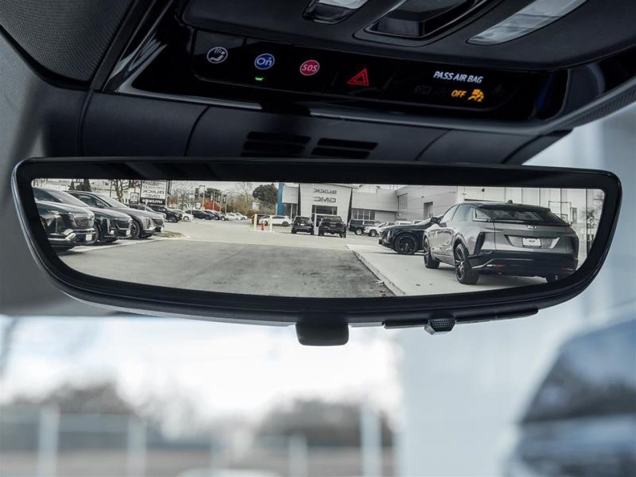 2026 Cadillac OPTIQ Premium Luxury Photo