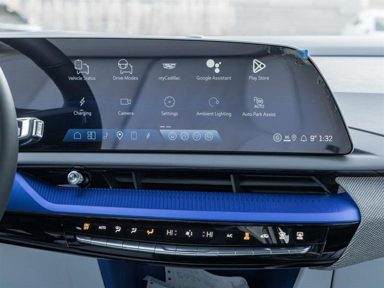 2026 Cadillac OPTIQ Premium Luxury Photo