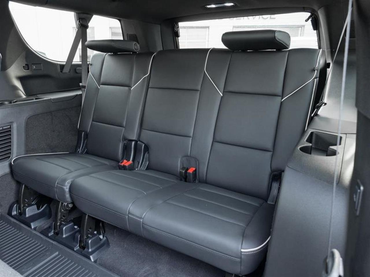 2025 Cadillac Escalade ESV Sport Photo