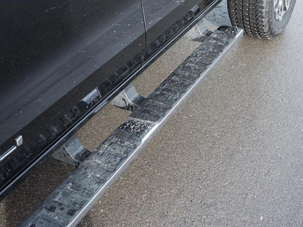 2024 GMC Canyon Crew Cab Short Box 4-Wheel Drive Denali Photo