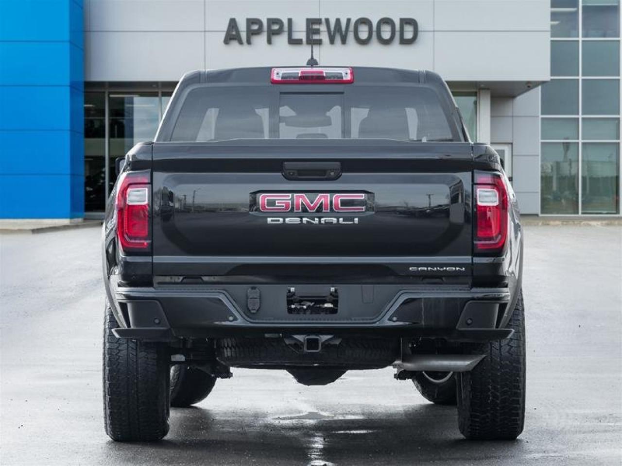 2024 GMC Canyon Crew Cab Short Box 4-Wheel Drive Denali Photo