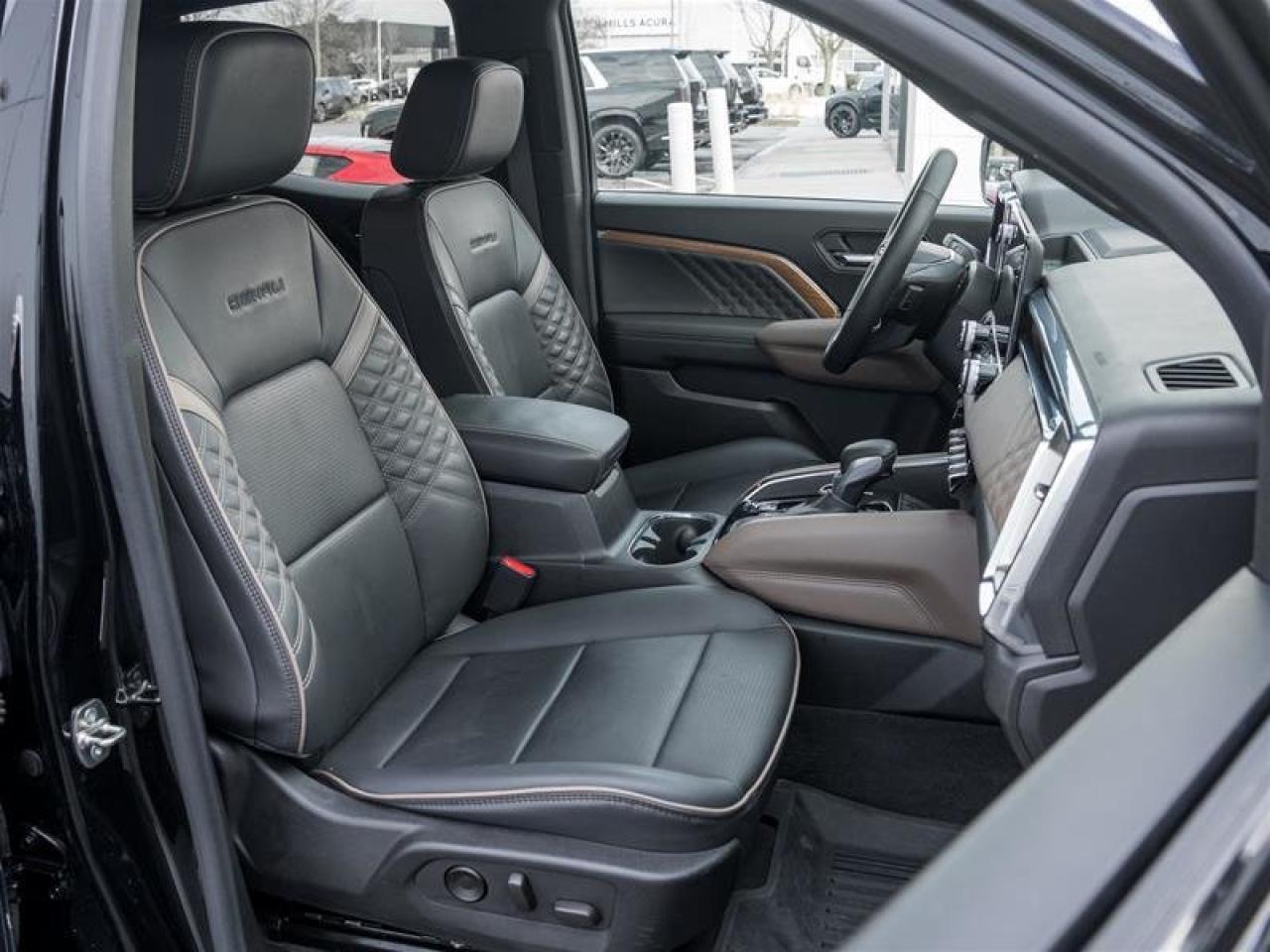 2024 GMC Canyon Crew Cab Short Box 4-Wheel Drive Denali Photo