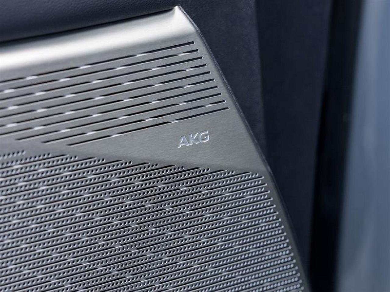 2026 Cadillac OPTIQ Luxury Photo