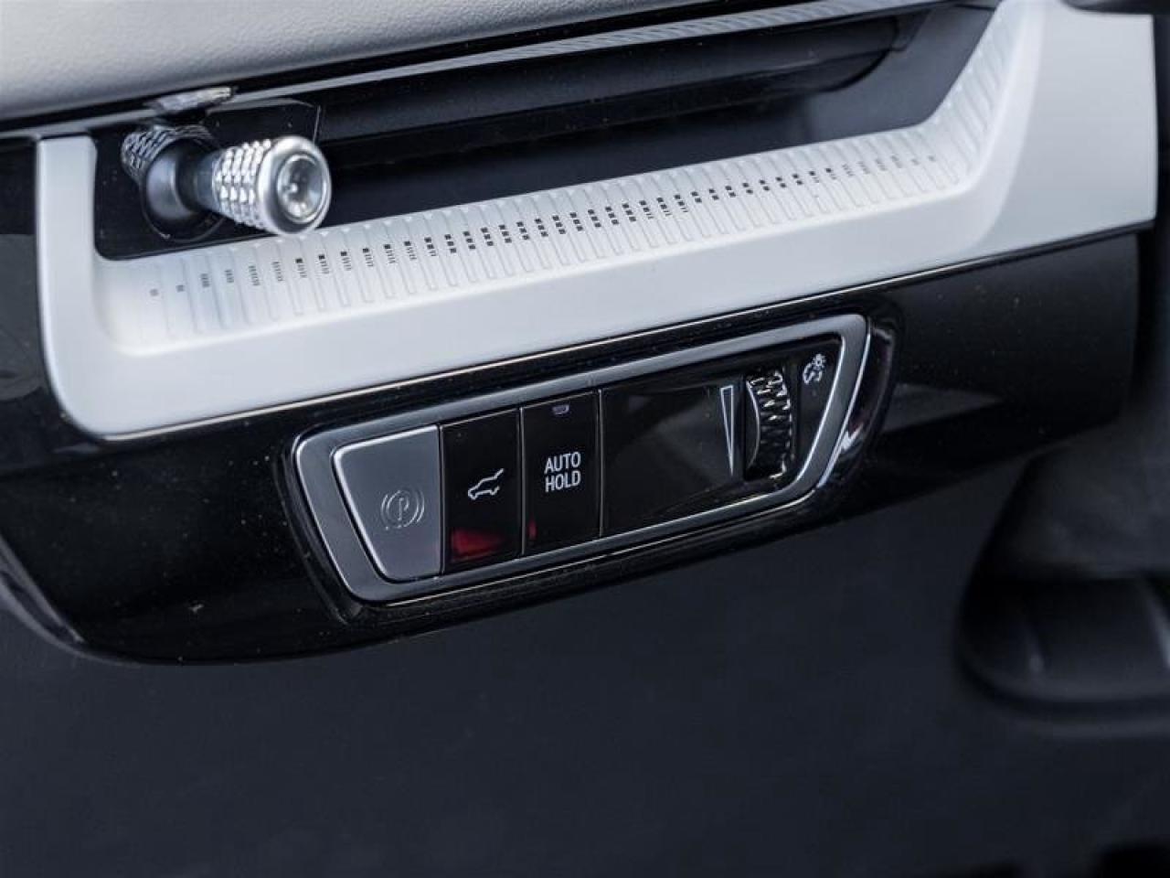 2026 Cadillac OPTIQ Luxury Photo