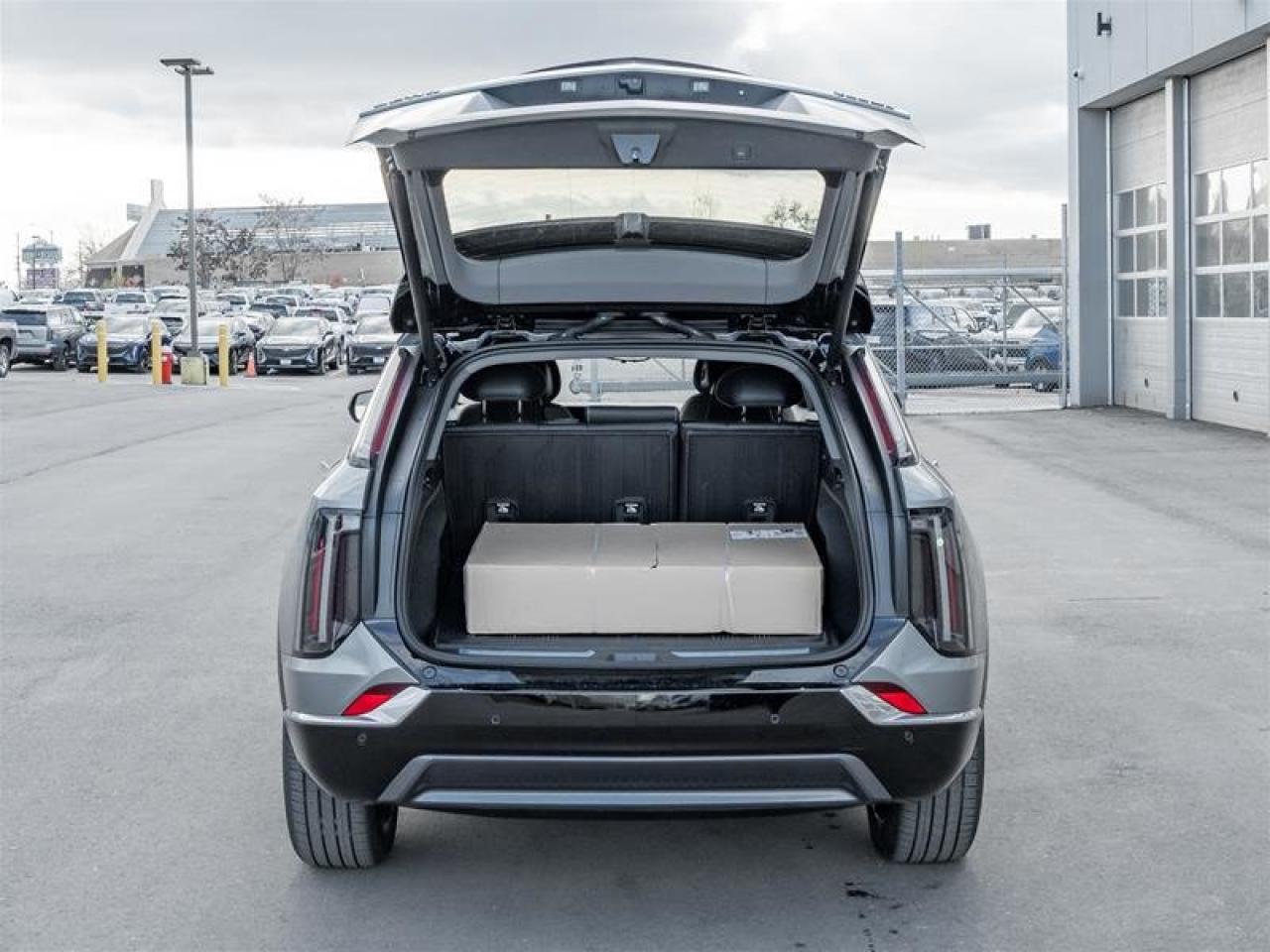 2026 Cadillac OPTIQ Luxury Photo