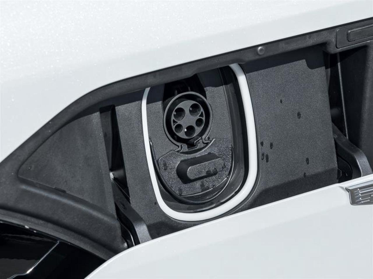 2026 Cadillac LYRIQ Premium Luxury Photo4