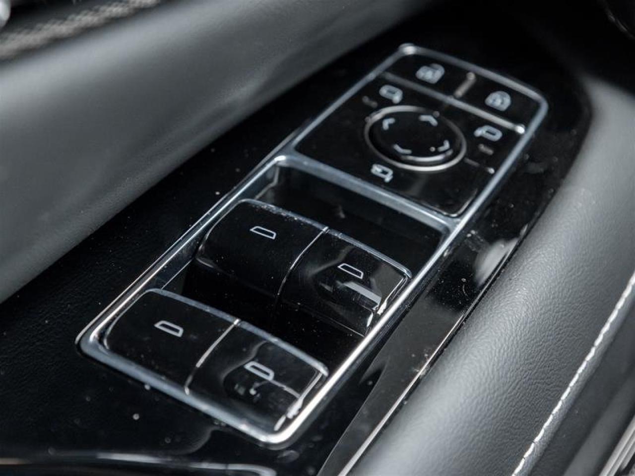 2026 Cadillac OPTIQ Luxury Photo