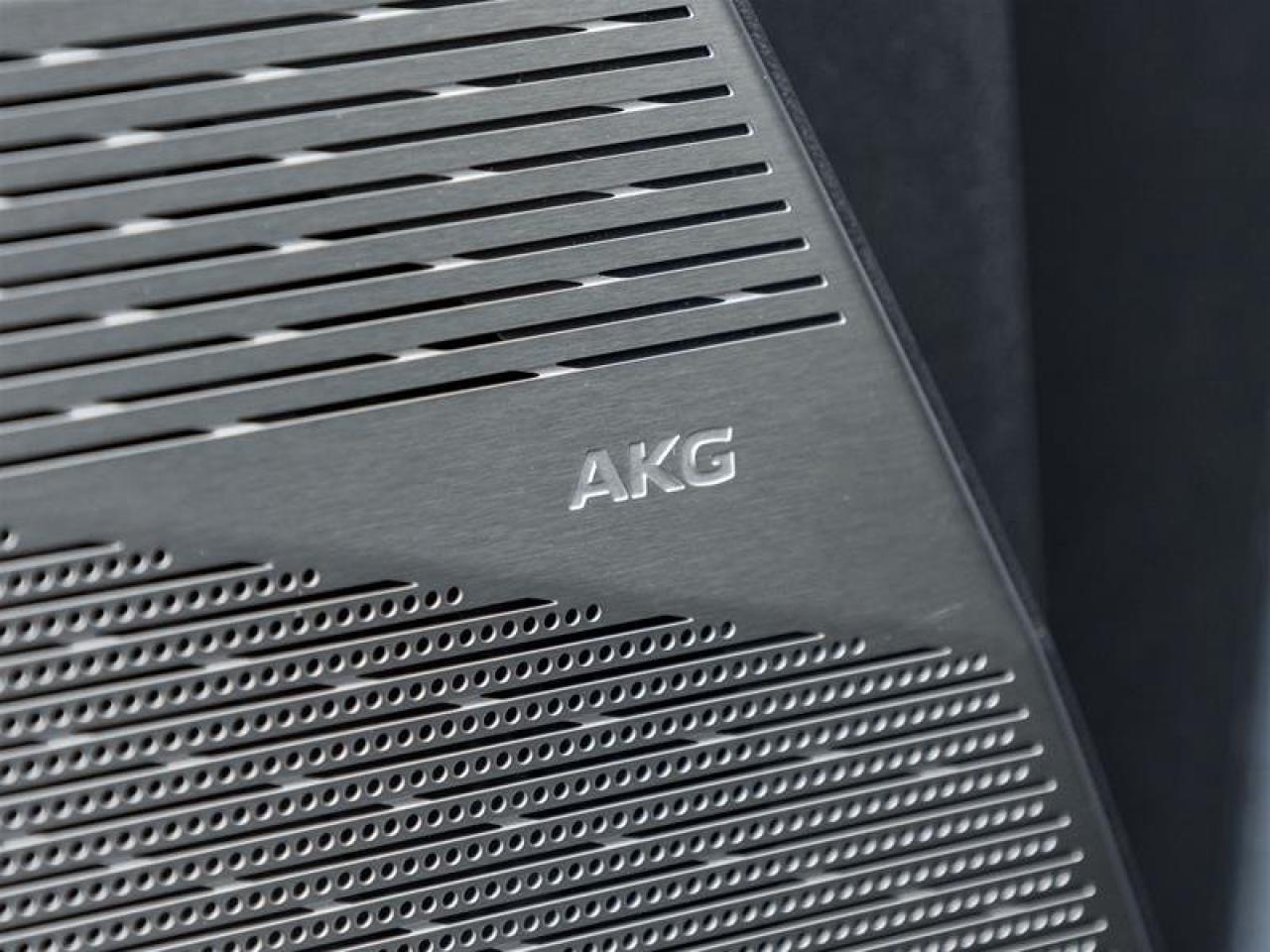 2026 Cadillac OPTIQ Luxury Photo