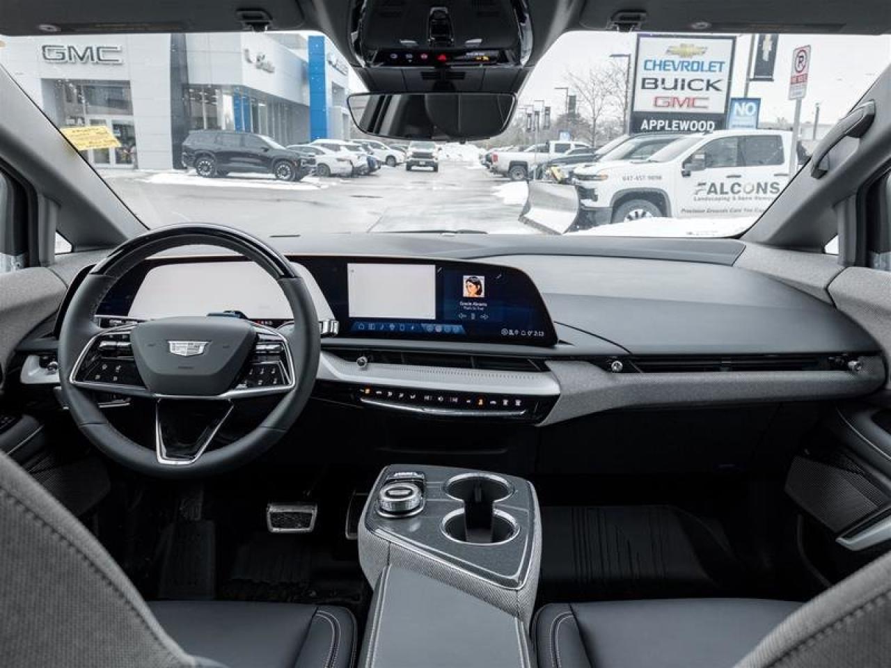 2026 Cadillac OPTIQ Luxury Photo