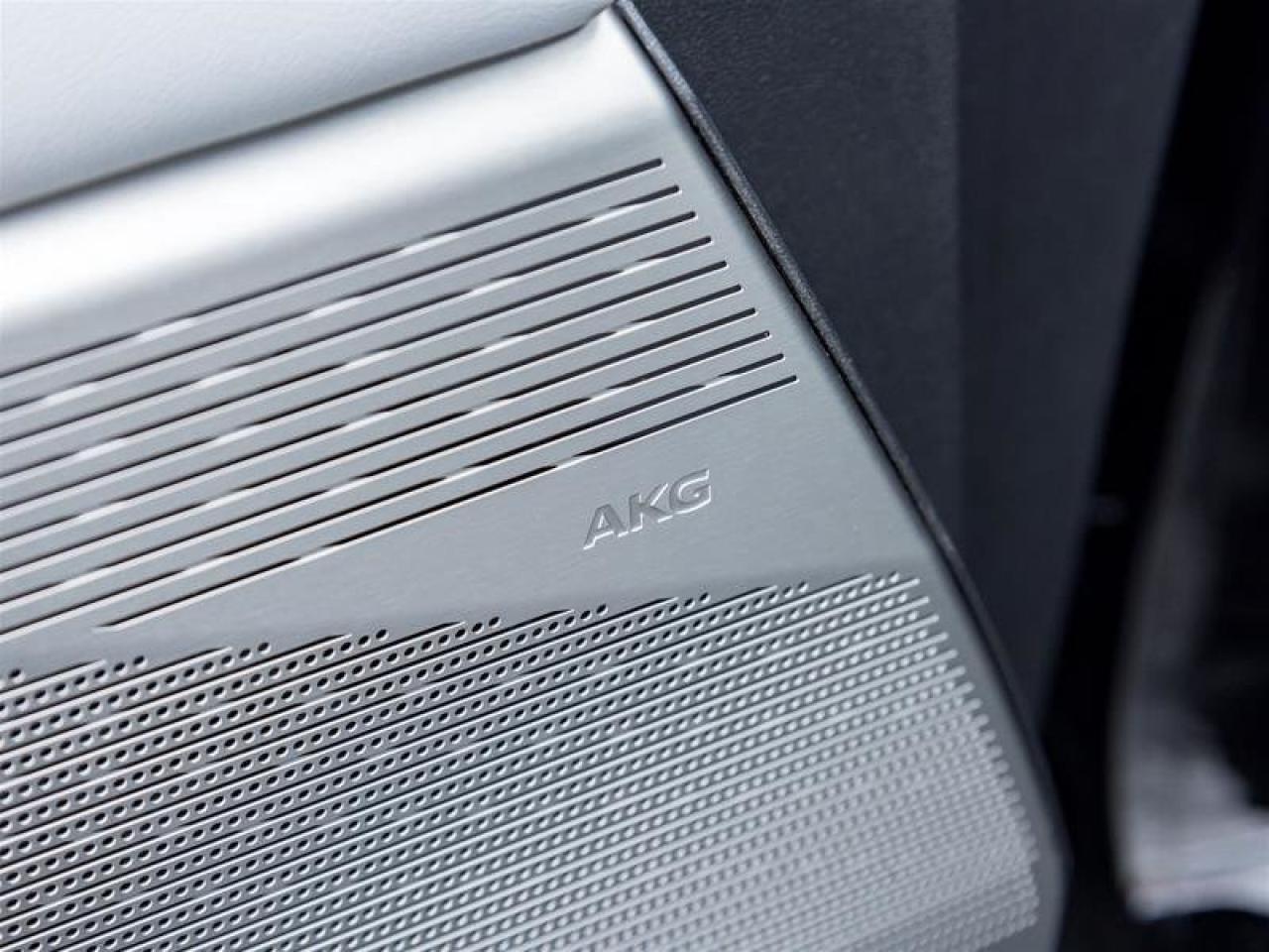 2026 Cadillac OPTIQ Luxury Photo