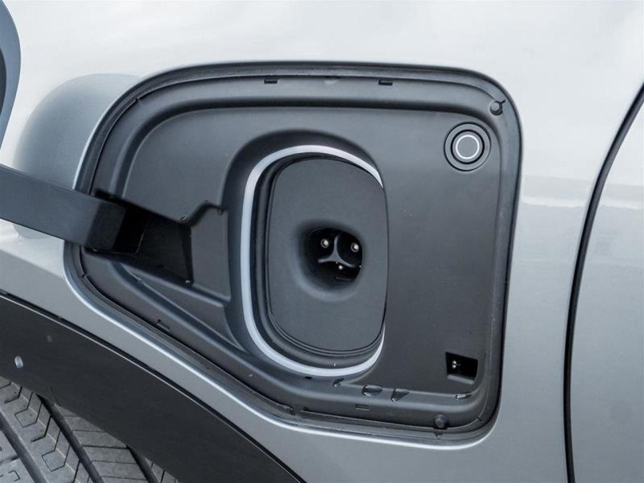 2026 Cadillac OPTIQ Luxury Photo