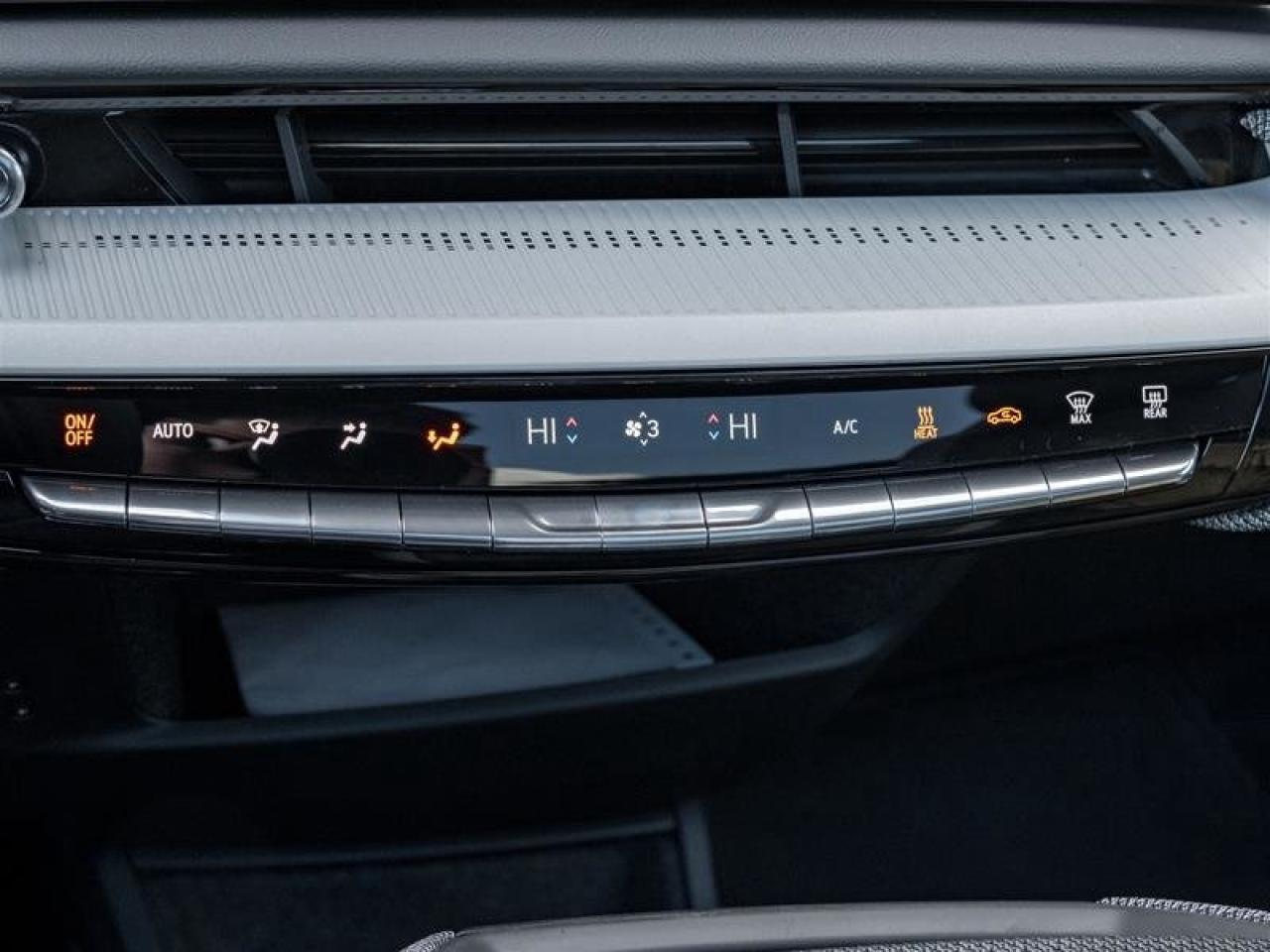 2026 Cadillac OPTIQ Luxury Photo