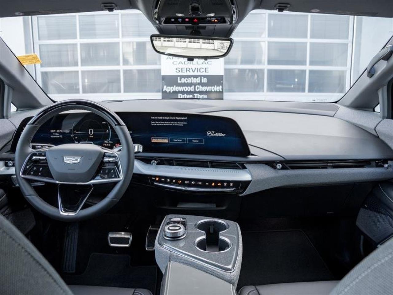 2026 Cadillac OPTIQ Luxury Photo