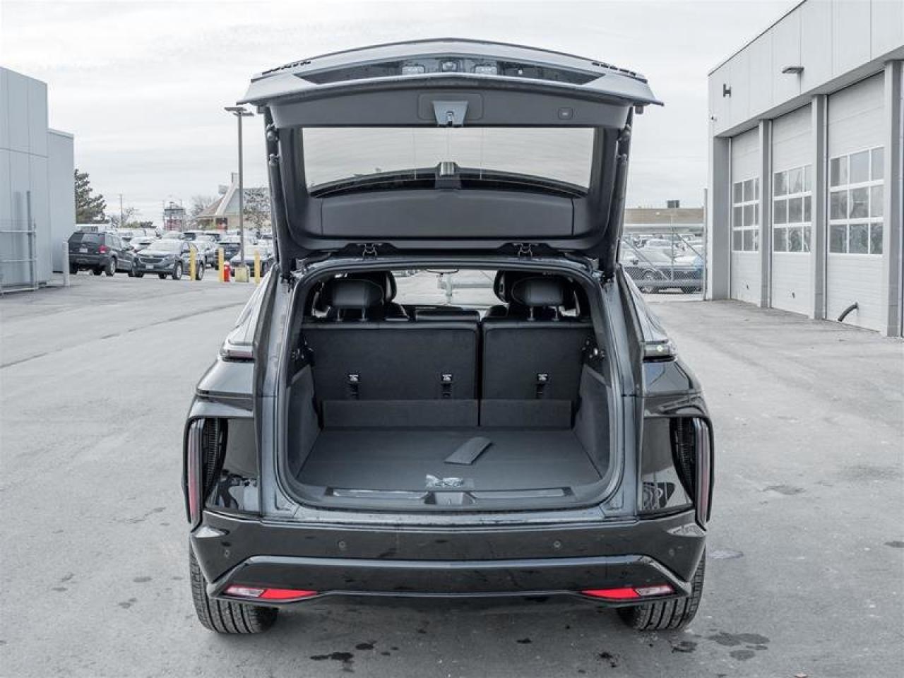 2026 Cadillac LYRIQ Premium Sport Photo