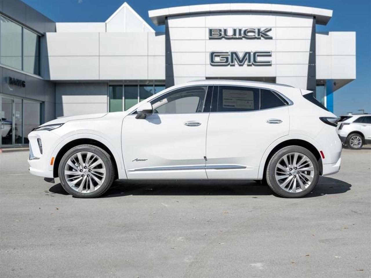 2026 Buick Envision Avenir Photo2