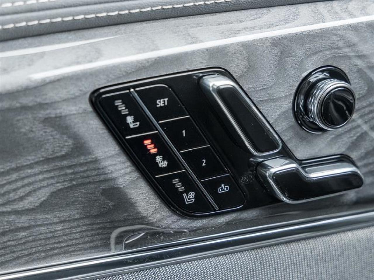 2026 Cadillac Escalade IQ Sport Photo