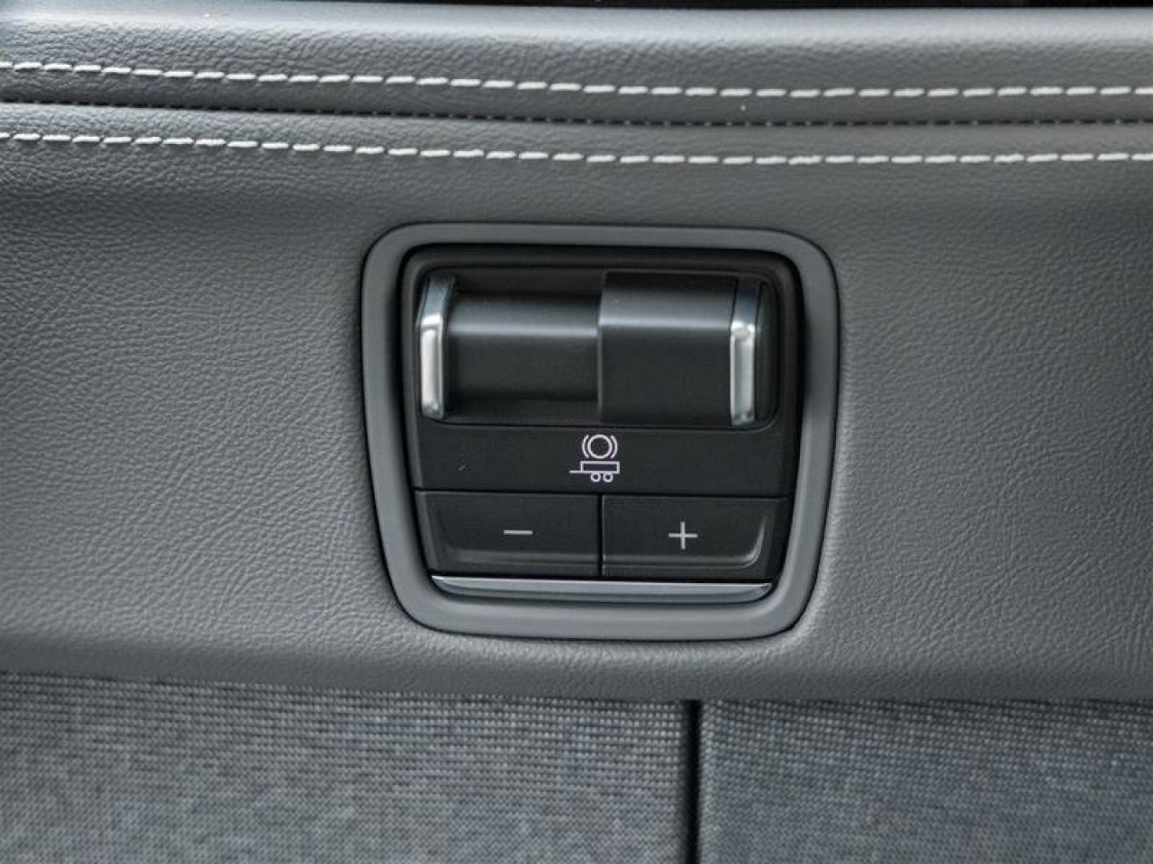 2026 Cadillac Escalade IQ Sport Photo