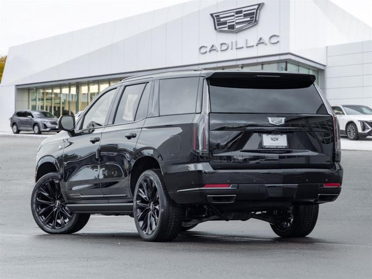 2026 Cadillac Escalade Platinum Sport Photo4