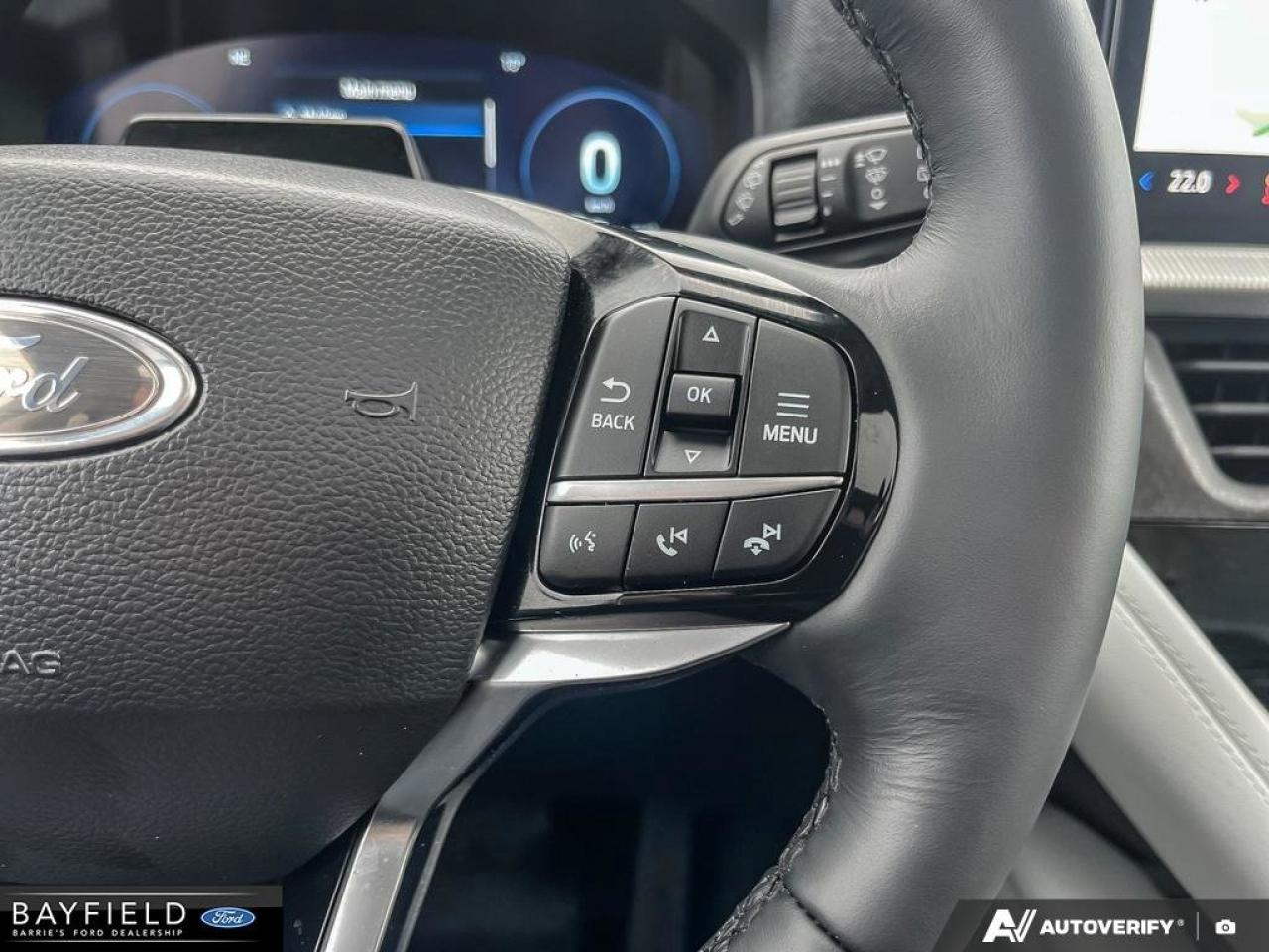 2025 Ford Explorer Platinum Photo