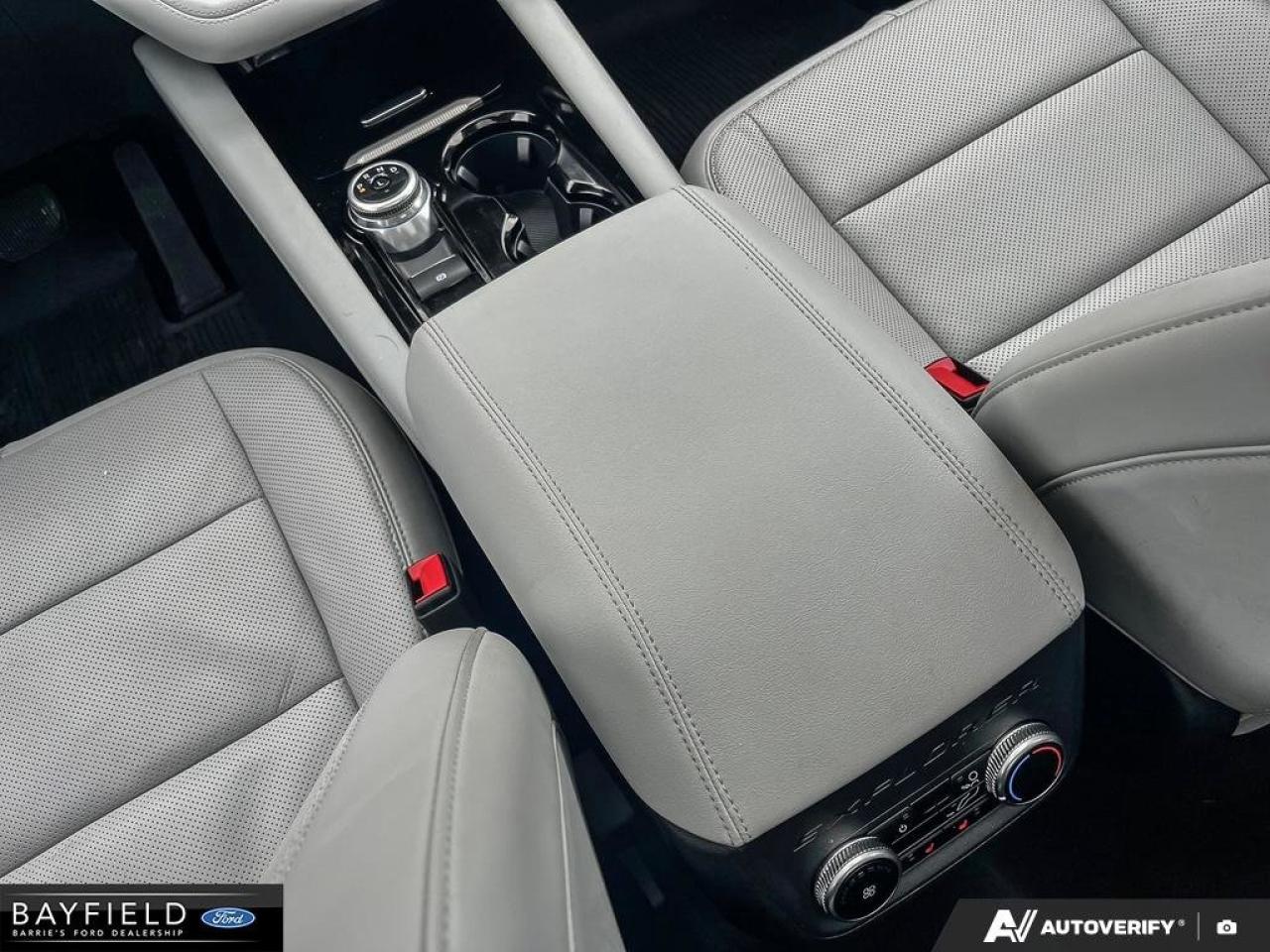 2025 Ford Explorer Platinum Photo