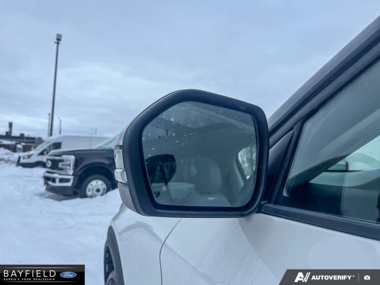 2025 Ford Explorer Platinum Photo